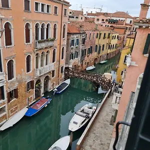 Apartment Ca' Cappello 2 With Canal View, Venice